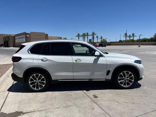 Alpine White 2026 BMW X5 xDrive40i