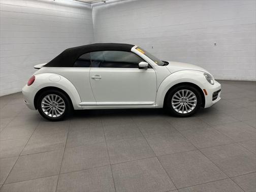 2019 Volkswagen Beetle 2.0T SE