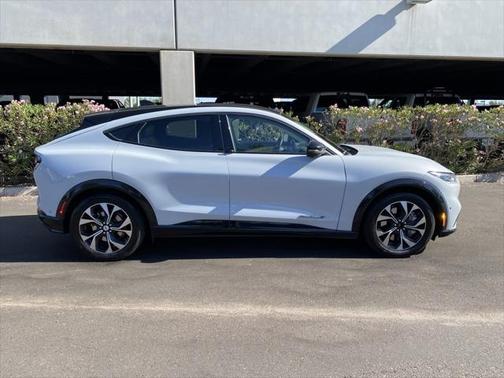 2022 Ford Mustang Mach-E Premium