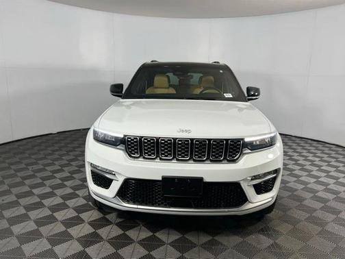 2024 Jeep Grand Cherokee Summit