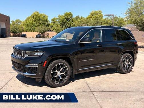 Diamond Black Crystal Pearlcoat 2022 Jeep Grand Cherokee Summit