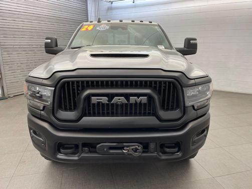 Billet Silver Metallic Clearcoat 2024 RAM 2500 Power Wagon