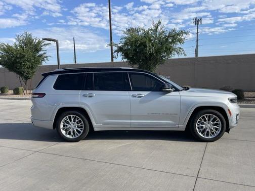 2021 Jeep Grand Cherokee L Summit