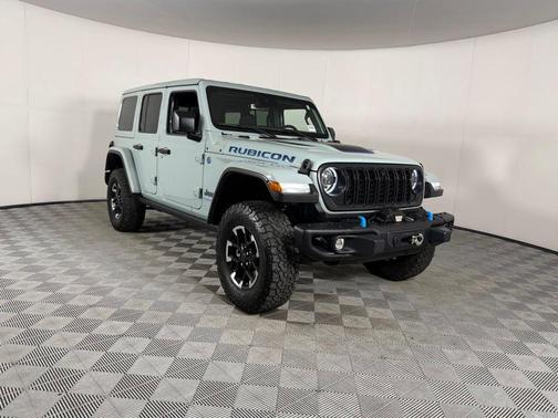 Earl Clearcoat 2024 Jeep Wrangler 4xe Rubicon X