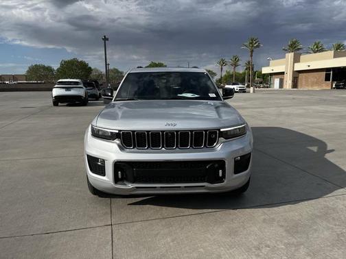 2024 Jeep Grand Cherokee Overland