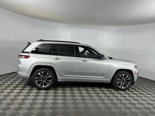 2024 Jeep Grand Cherokee Overland