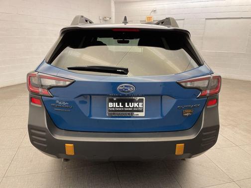 Geyser Blue 2025 Subaru Outback Wilderness