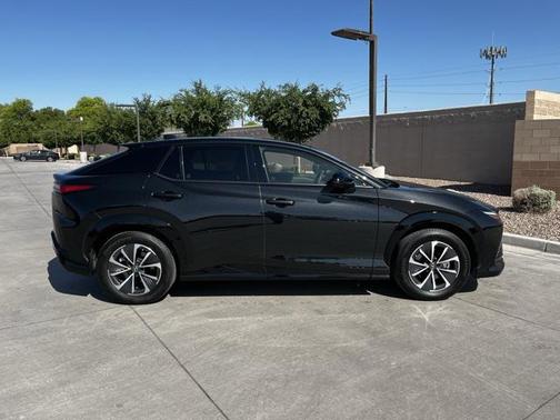 2024 Lexus RZ 300e Premium