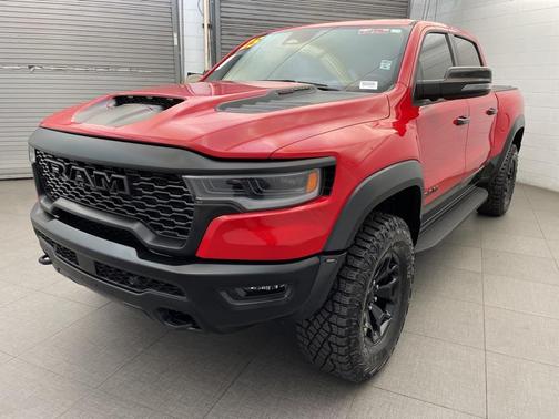 2025 RAM 1500 RHO Crew Cab 4x4 5'7' Box