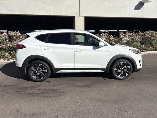 2019 Hyundai TUCSON Sport