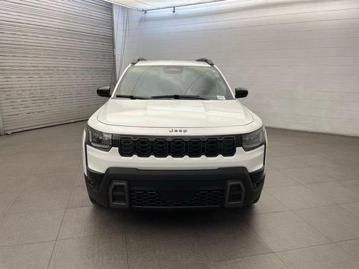 Bright White Clearcoat 2026 Jeep Cherokee Limited
