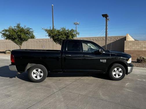 2024 RAM 1500 Classic SLT