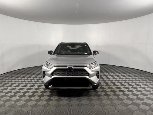 2019 Toyota RAV4 Hybrid SE