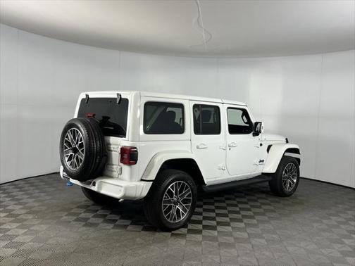 2022 Jeep Wrangler Unlimited 4xe Sahara High Altitude