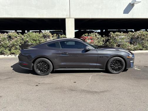 2022 Ford Mustang GT Premium