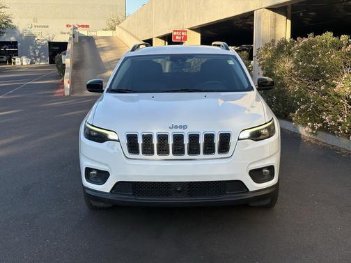 2022 Jeep Cherokee Latitude Lux
