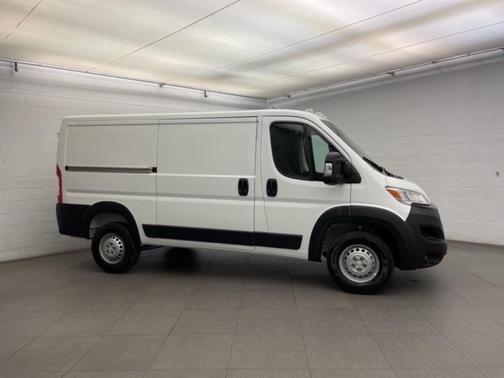 2026 RAM ProMaster 1500 Low Roof
