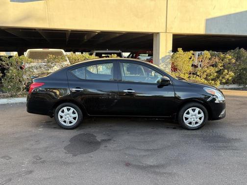 2016 Nissan Versa 1.6 SV