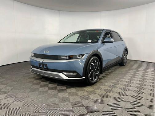 2024 Hyundai IONIQ 5 SE