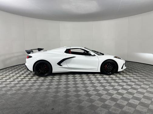 2025 Chevrolet Corvette Stingray w/1LT