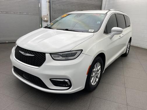 2021 Chrysler Pacifica Touring L