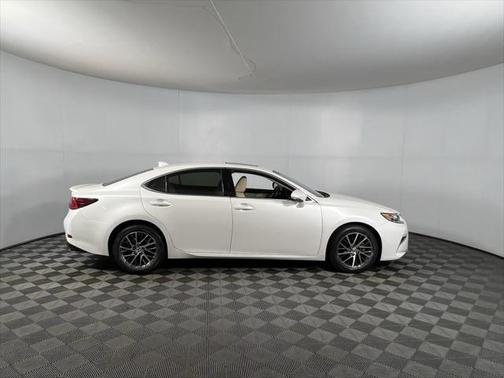 2016 Lexus ES 350 Base