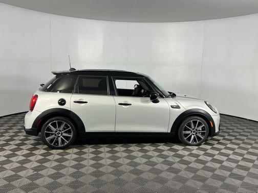 2023 MINI Hardtop Cooper S