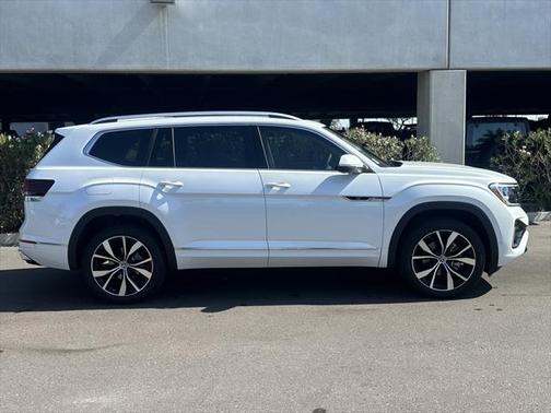 2024 Volkswagen Atlas 2.0T SEL Premium R-Line 4MOTION