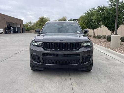 2022 Jeep Grand Cherokee L Altitude