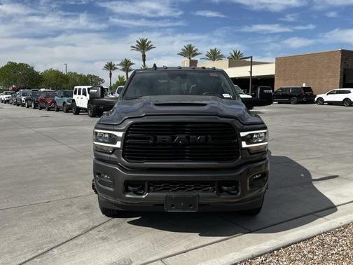 2023 RAM 3500 Laramie Crew Cab 4x4 8' Box