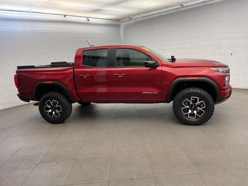 2024 GMC Canyon AT4X