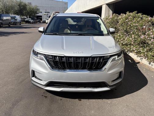 2022 Kia Carnival LXS