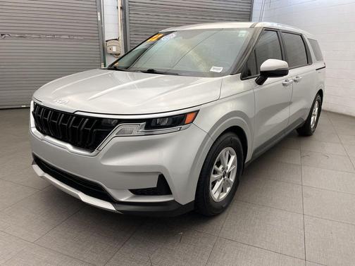 2022 Kia Carnival LXS