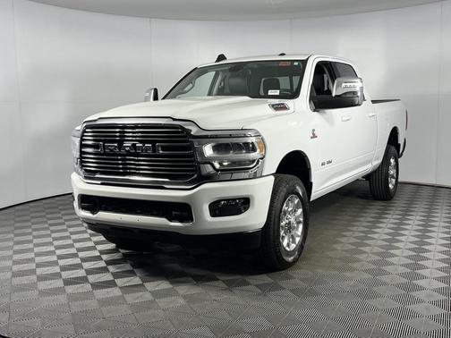 2024 RAM 2500 Laramie Crew Cab 4x4 6'4' Box
