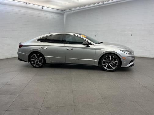 2022 Hyundai SONATA SEL Plus