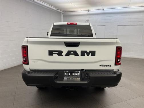 2025 RAM 2500 Tradesman Crew Cab 4x4 6'4' Box
