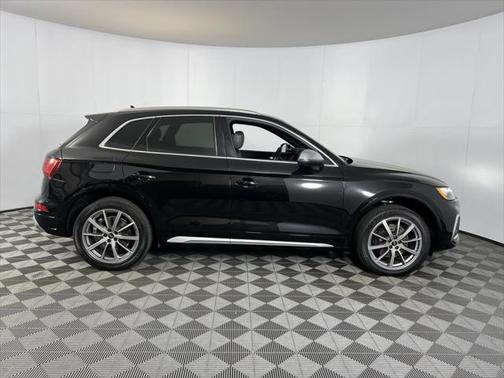 2023 Audi SQ5 3.0T Premium Plus