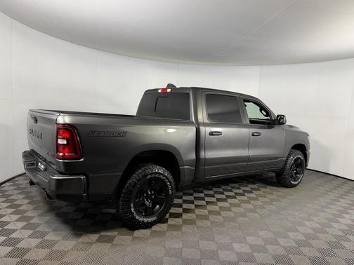 2025 RAM 1500 Warlock Crew Cab 4x4 5'7' Box