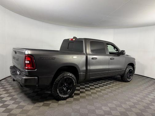 2025 RAM 1500 Warlock Crew Cab 4x4 5'7' Box