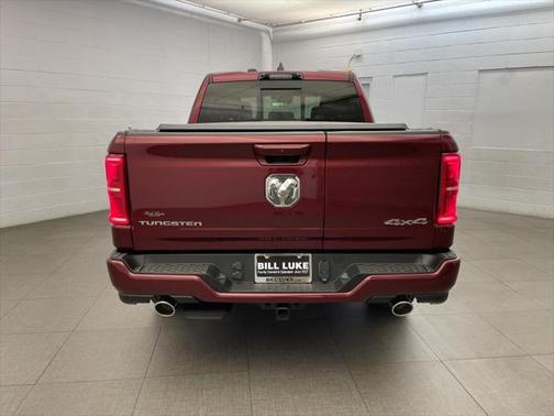 2025 RAM 1500 ST
