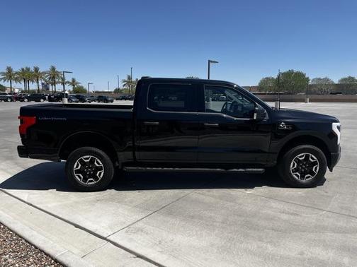 2023 Ford F-150 Lightning XLT