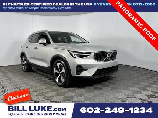2023 Volvo XC40 B5 Plus Bright Theme