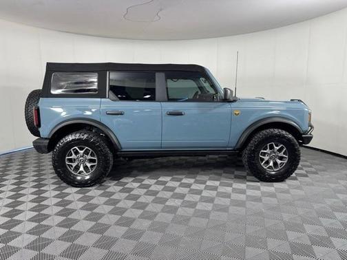 2022 Ford Bronco Badlands