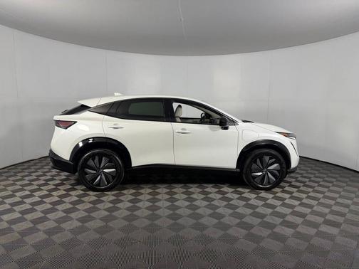 2025 Nissan ARIYA ENGAGE