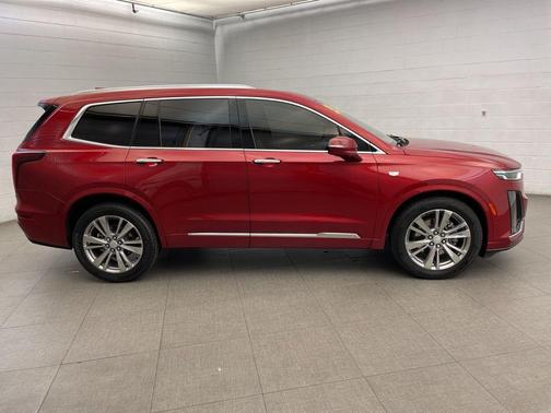 2023 Cadillac XT6 Premium Luxury AWD