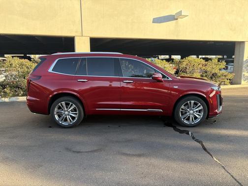 2023 Cadillac XT6 Premium Luxury AWD