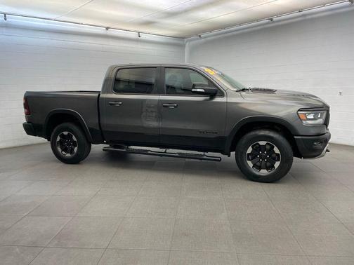 Granite Crystal Metallic Clearcoat 2020 RAM 1500 Rebel