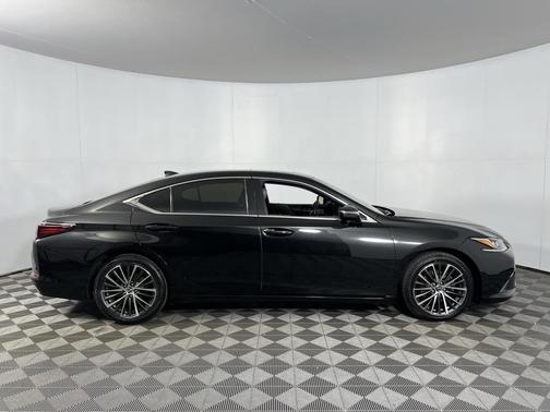 2023 Lexus ES 350 Base
