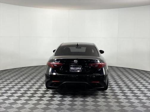 2019 Alfa Romeo Giulia Ti Sport