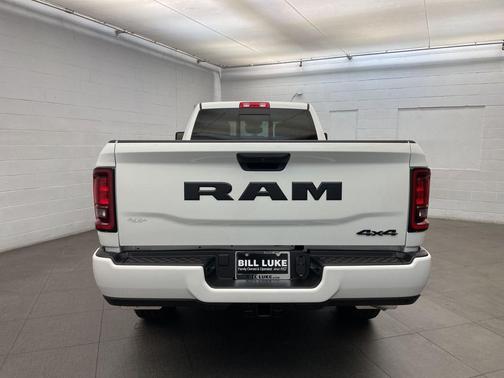 Bright White Clearcoat 2026 RAM 2500 Black Express Crew Cab 4x4 8' Box